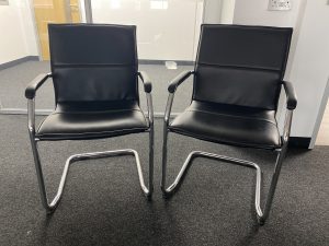 Props-chairs-office-black2